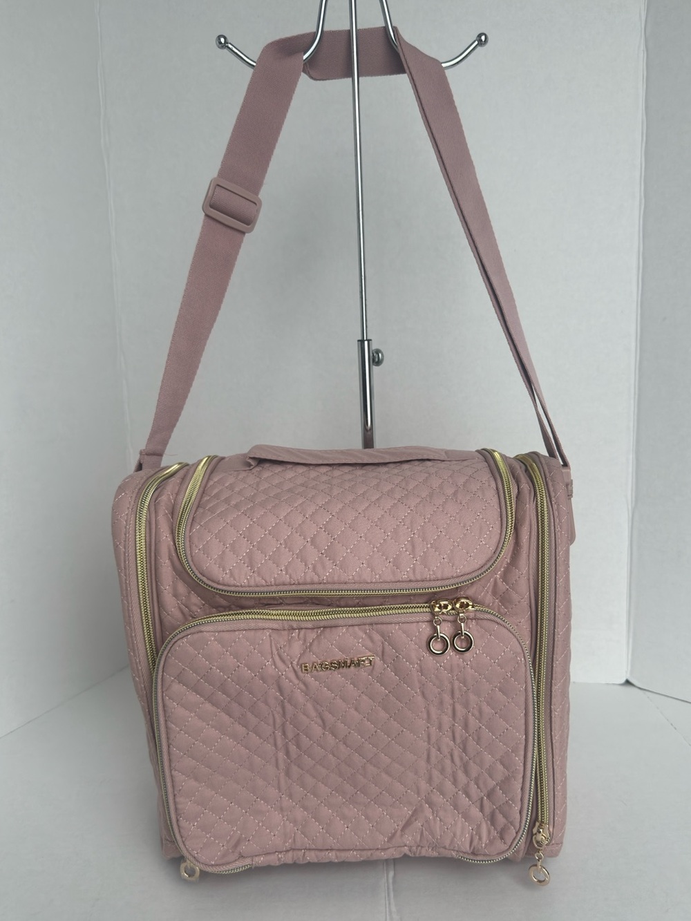 BAGSMART Hanging Toiletry Bag Pink Large Travel Organizer NWOT